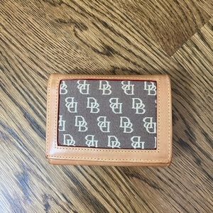 Dooney and Bourke wallet